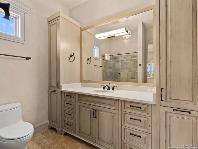 $4,400,000 | 15 Paseo Valencia, San Antonio, TX 78257