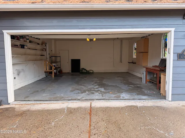 $3,800 | 4710 East Oriole Lane, Flagstaff, AZ 86004