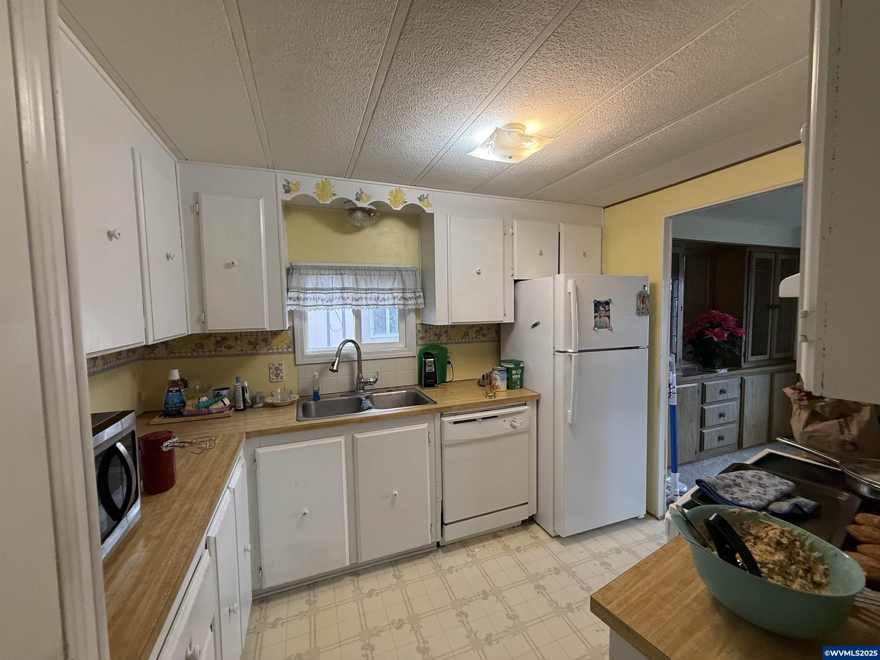 5422 Portland Road Northeast, Unit 54 Salem, OR 97305 - Photo 7 of 15 Gallery Image 7