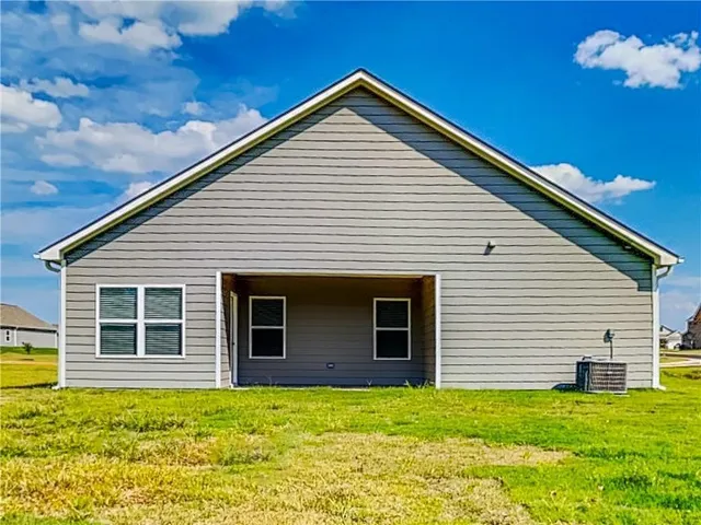 $1,925 | 1208 Fendt Drive, Locust Grove, GA 30248