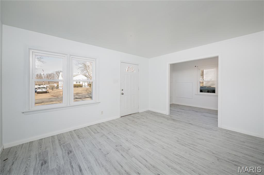 210 Derhake Road Florissant, MO 63031 - Photo 5 of 14