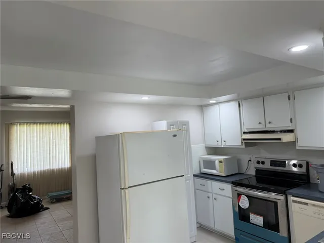 $1,049 | 343 Joel Boulevard, Unit 111, Lehigh Acres, FL 33936