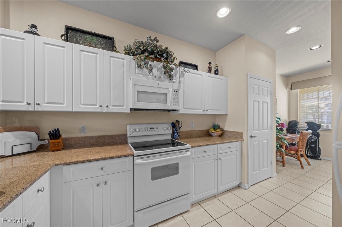 7920 Mahogany Run Lane, Unit 1024 Naples, FL 34113 - Photo 6 of 28