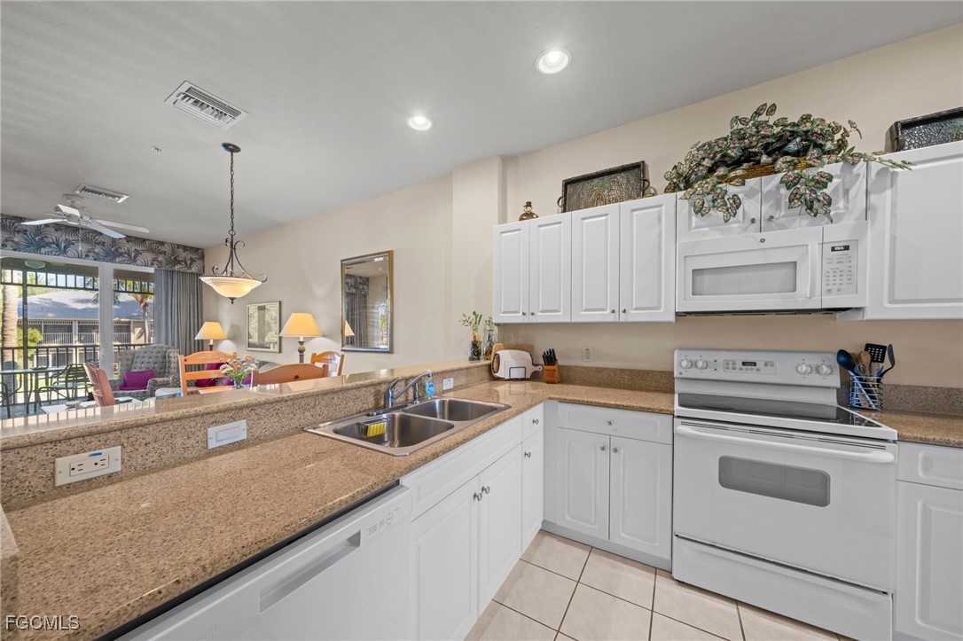 7920 Mahogany Run Lane, Unit 1024 Naples, FL 34113 - Photo 7 of 28