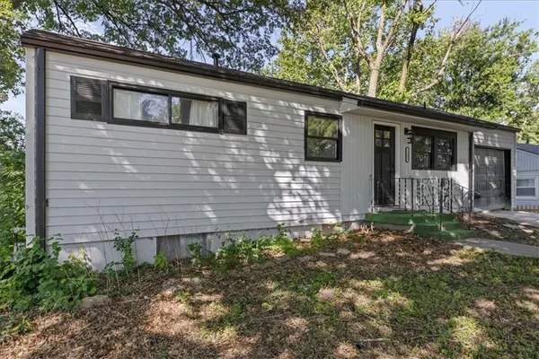 $160,000 | 7305 East 86th Street, Kansas City, MO 64138