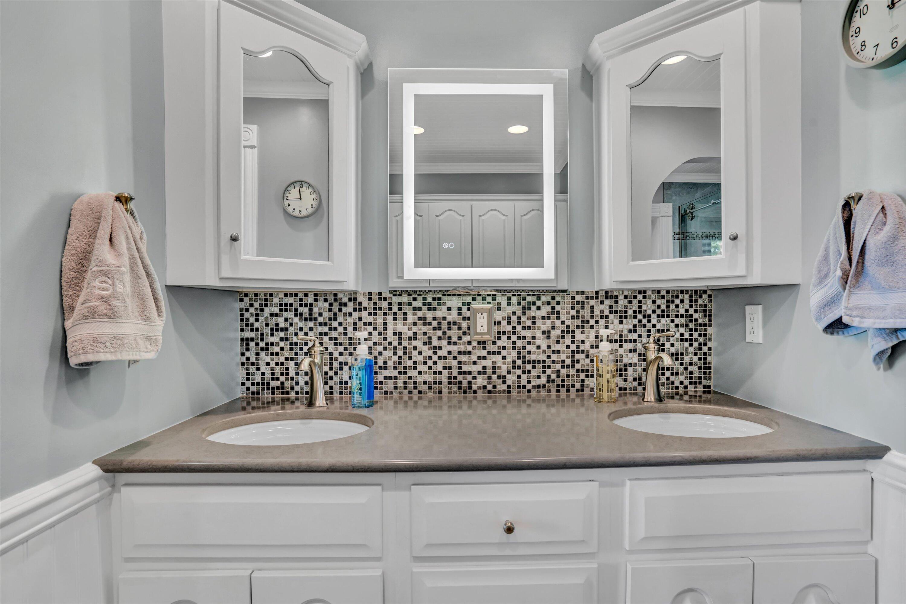 500 Jacksons Flat Covington, VA 24426 - Photo 58 of 102 a bathroom with a toilet sink and mirror