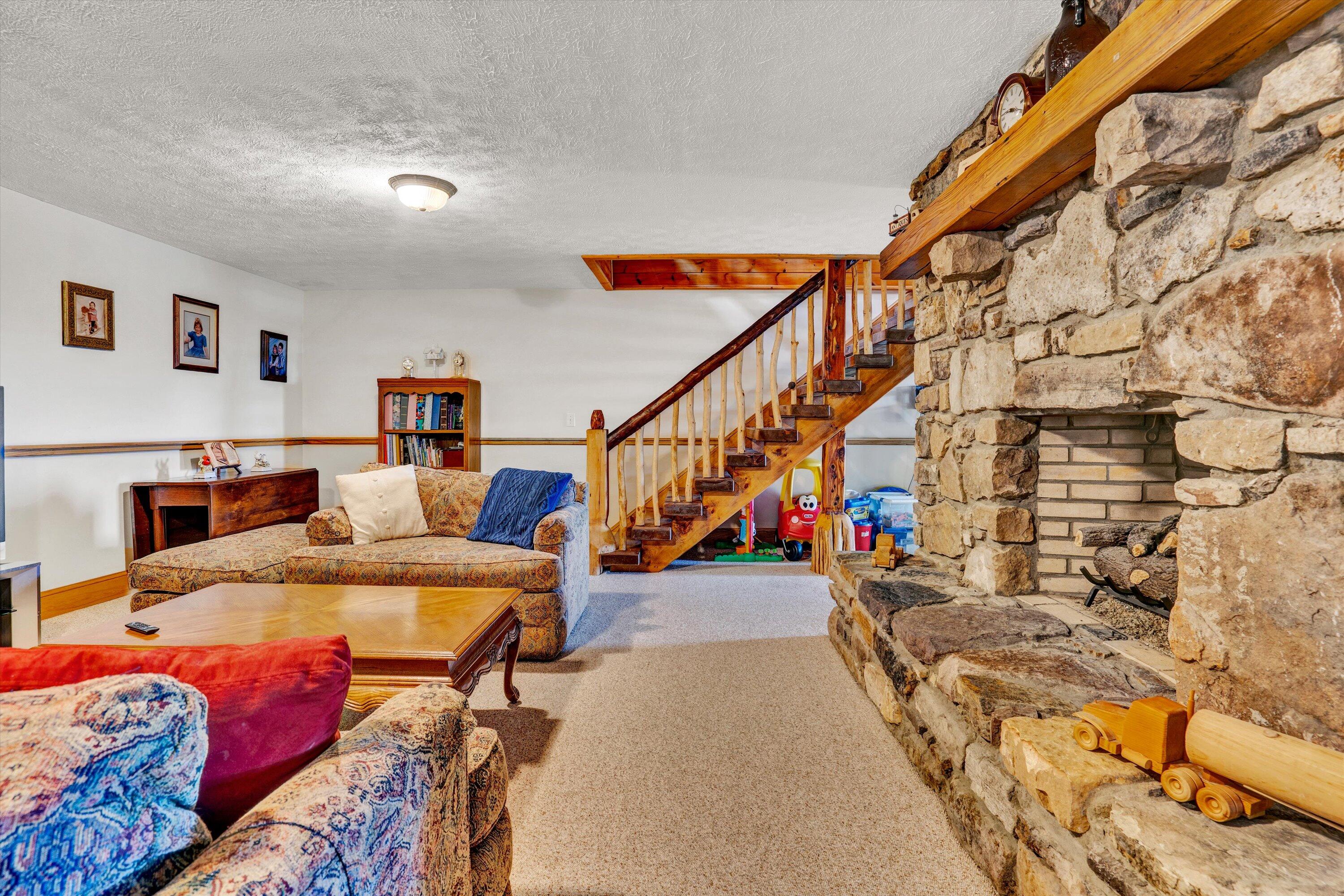 500 Jacksons Flat Covington, VA 24426 - Photo 79 of 102 084-DSC00238