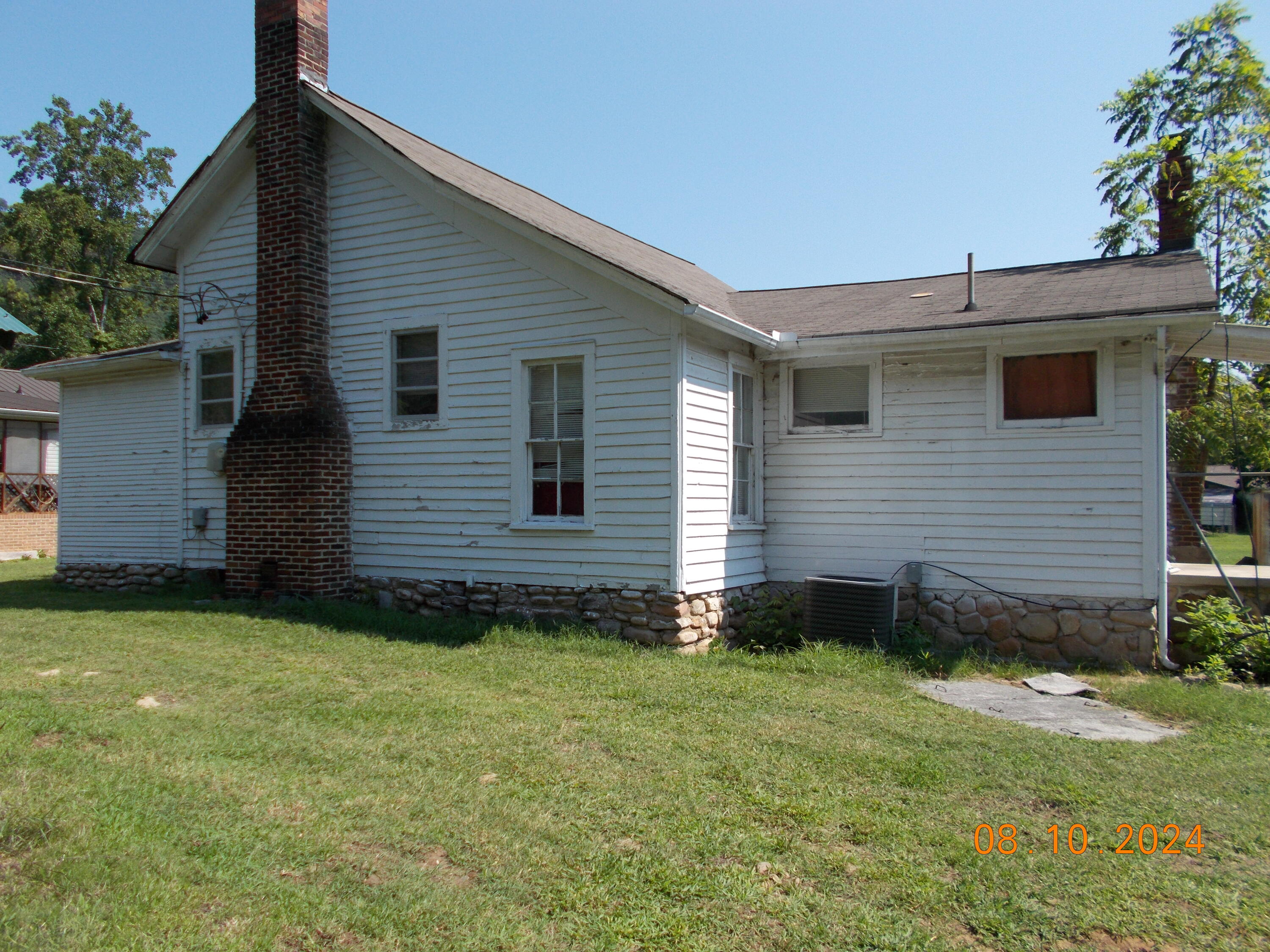 8830 Springfield Road Soddy Daisy, TN 37379 - Photo 26 of 36 DSCN1011