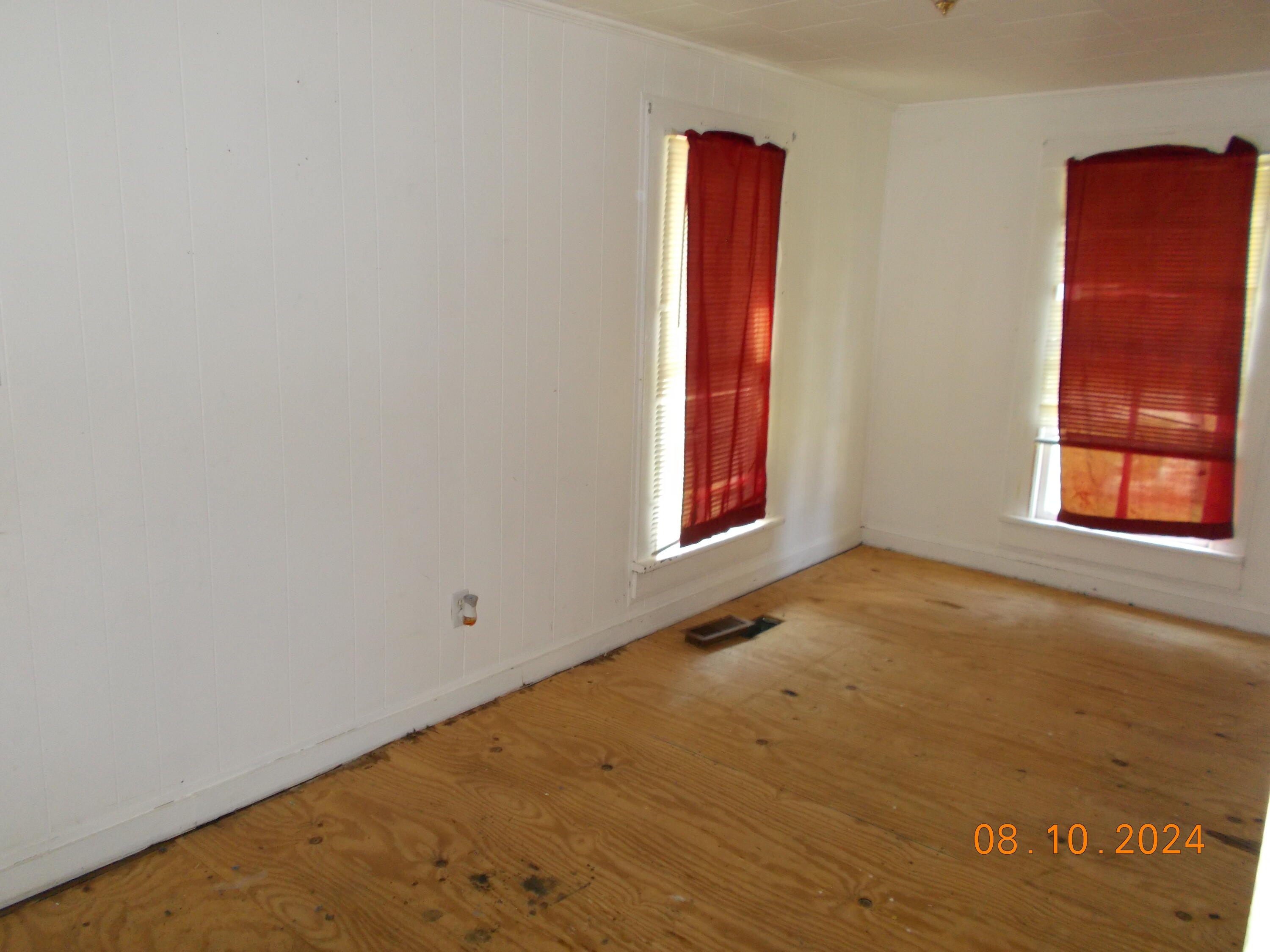 8830 Springfield Road Soddy Daisy, TN 37379 - Photo 34 of 36 DSCN1022