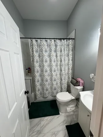 $2,500 | 2613 West Cortland Street, Unit 1, Chicago, IL 60647