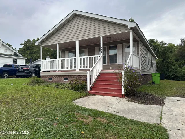 $1,750 | 608 Main St Extension, Swansboro, NC 28584