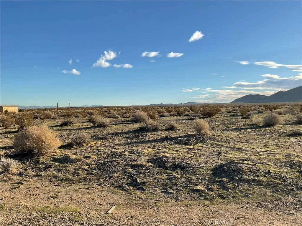1 Buffalo Trail Helendale, CA 92342 - Photo 2 of 10 a view of sky view