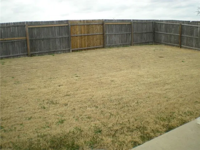 $1,800 | 112 Birdbrook Drive, Anna, TX 75409