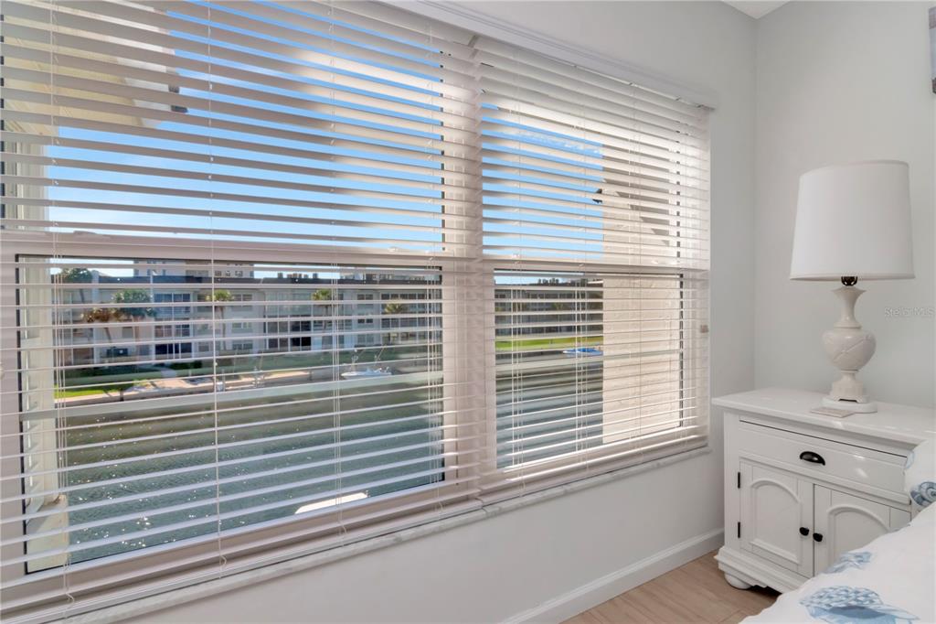 4390 Exeter Drive, Unit 305 Longboat Key, FL 34228 - Photo 18 of 78