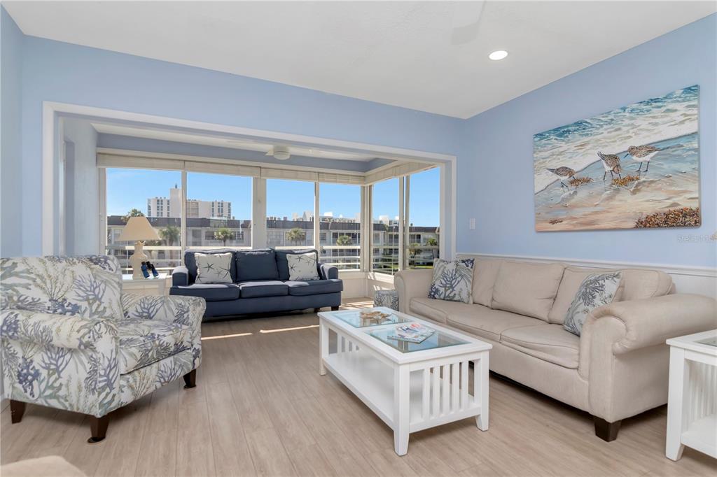 4390 Exeter Drive, Unit 305 Longboat Key, FL 34228 - Photo 2 of 78