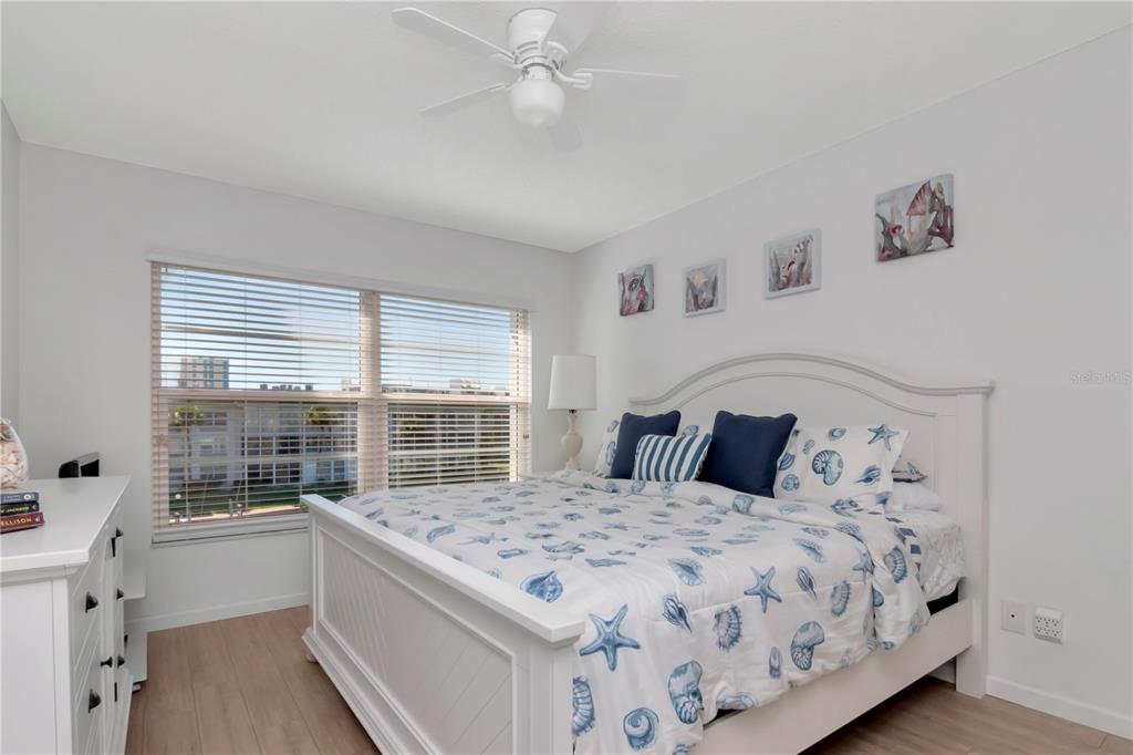 4390 Exeter Drive, Unit 305 Longboat Key, FL 34228 - Photo 22 of 78