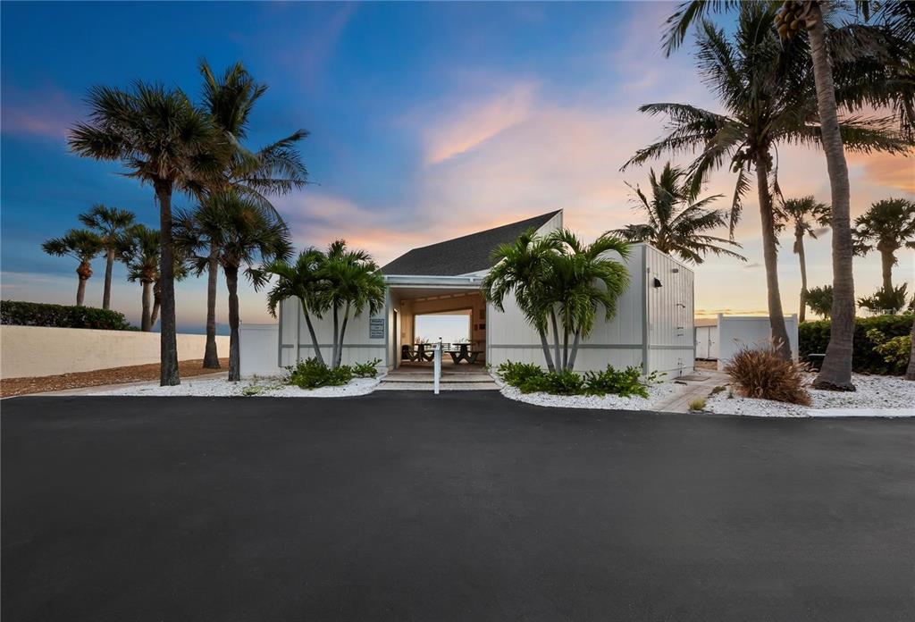 4390 Exeter Drive, Unit 305 Longboat Key, FL 34228 - Photo 74 of 78