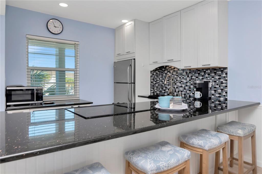 4390 Exeter Drive, Unit 305 Longboat Key, FL 34228 - Photo 9 of 78