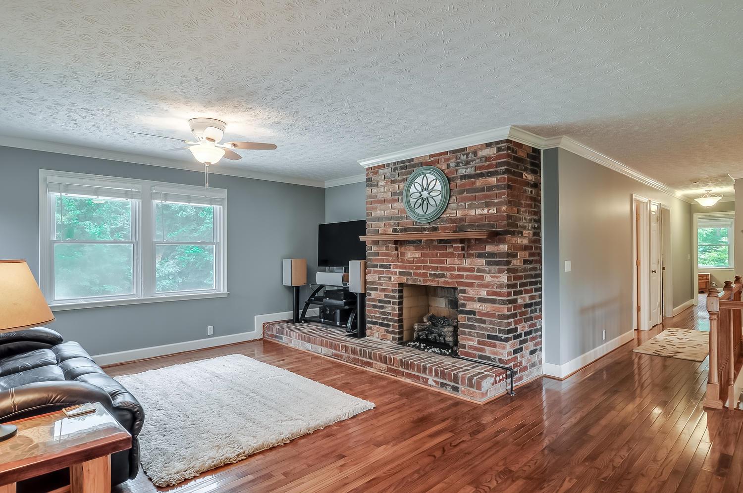 5133 Moore Road Greenbrier, TN 37073 - Photo 4 of 30 Gallery Image 4