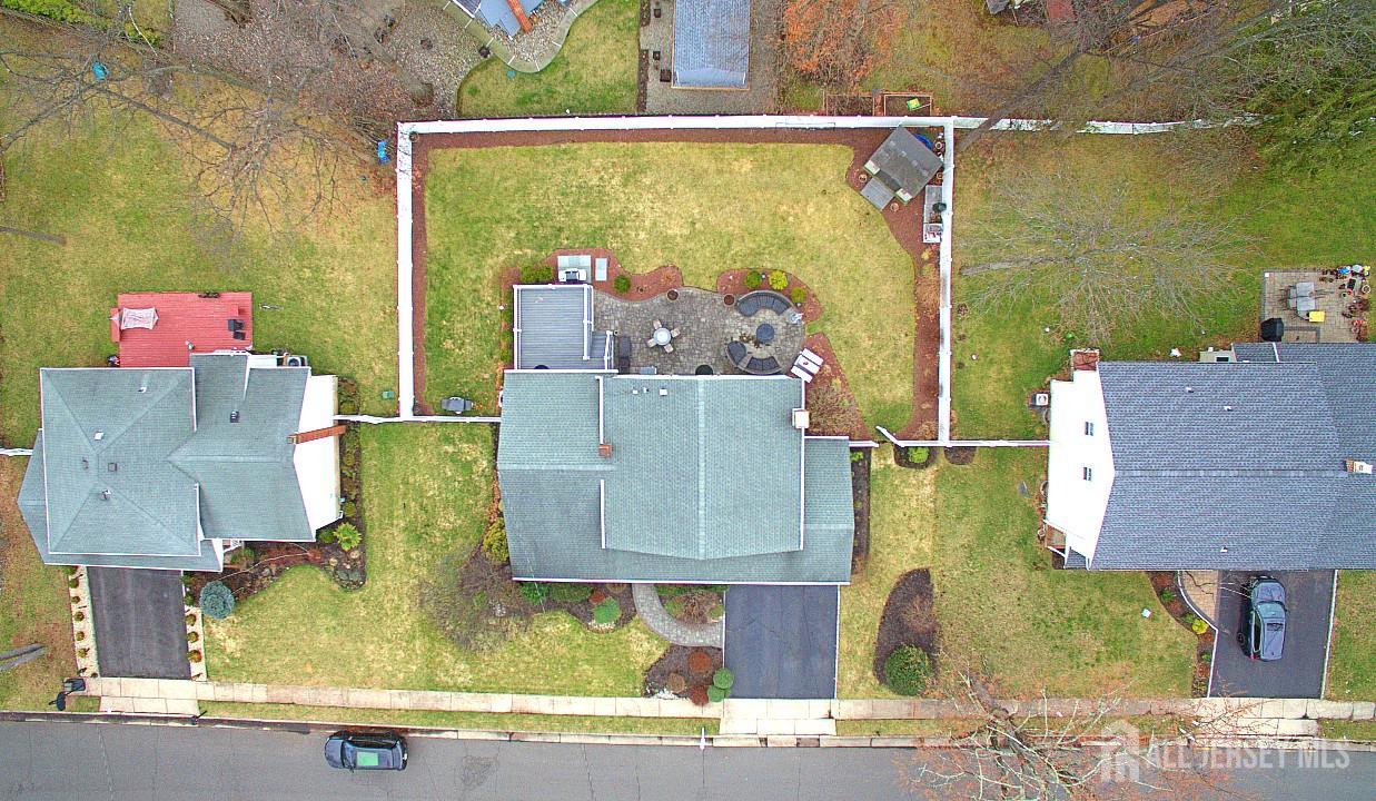 19 Norton Street Edison, NJ 08820 - Photo 3 of 29 view of rooftop