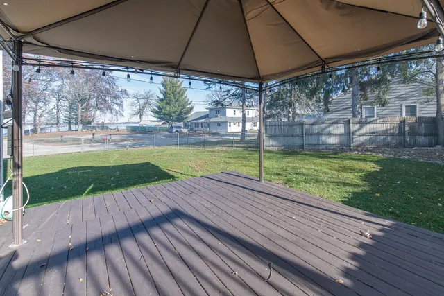 $359,900 | 97 Mark Lane, Fox Lake, IL 60020