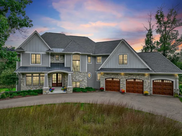 $2,950,000 | 21 Cherrywood Circle, North Oaks, MN 55127