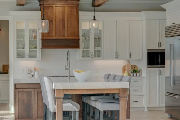 $2,950,000 | 21 Cherrywood Circle, North Oaks, MN 55127