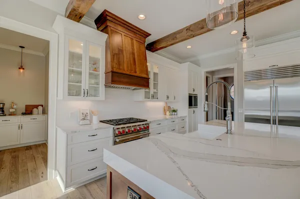 $2,950,000 | 21 Cherrywood Circle, North Oaks, MN 55127