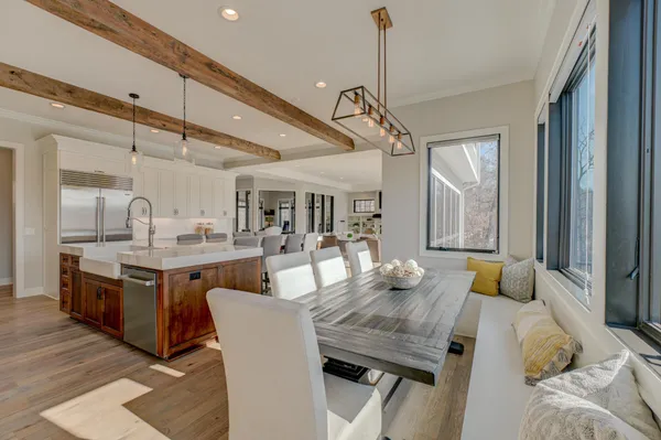 $2,950,000 | 21 Cherrywood Circle, North Oaks, MN 55127