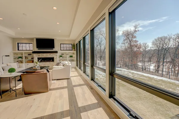 $2,950,000 | 21 Cherrywood Circle, North Oaks, MN 55127