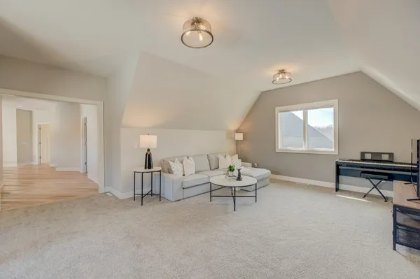 $2,950,000 | 21 Cherrywood Circle, North Oaks, MN 55127