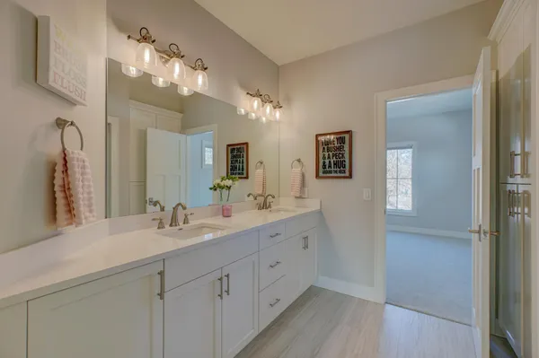 $2,950,000 | 21 Cherrywood Circle, North Oaks, MN 55127