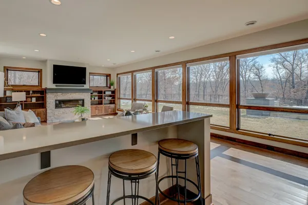 $2,950,000 | 21 Cherrywood Circle, North Oaks, MN 55127