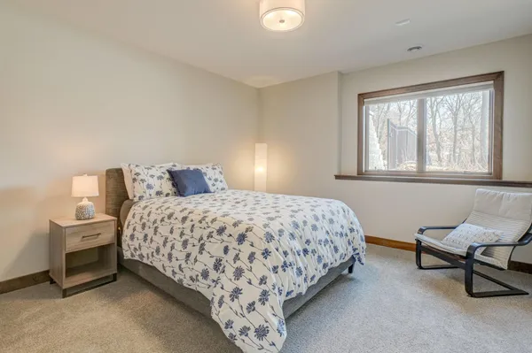 $2,950,000 | 21 Cherrywood Circle, North Oaks, MN 55127