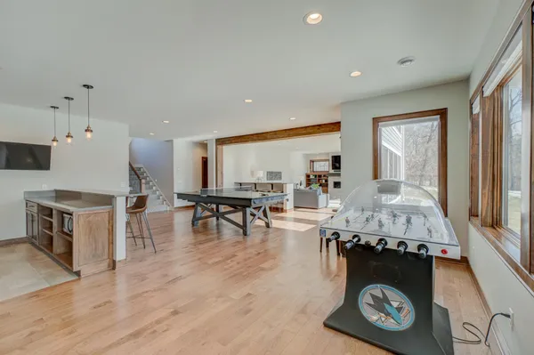 $2,950,000 | 21 Cherrywood Circle, North Oaks, MN 55127