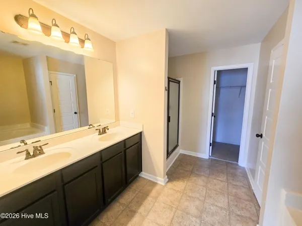 $2,200 | 212 Long Pond Drive, Sneads Ferry, NC 28460