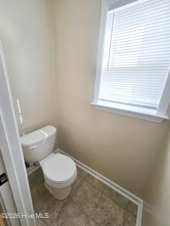 $2,200 | 212 Long Pond Drive, Sneads Ferry, NC 28460