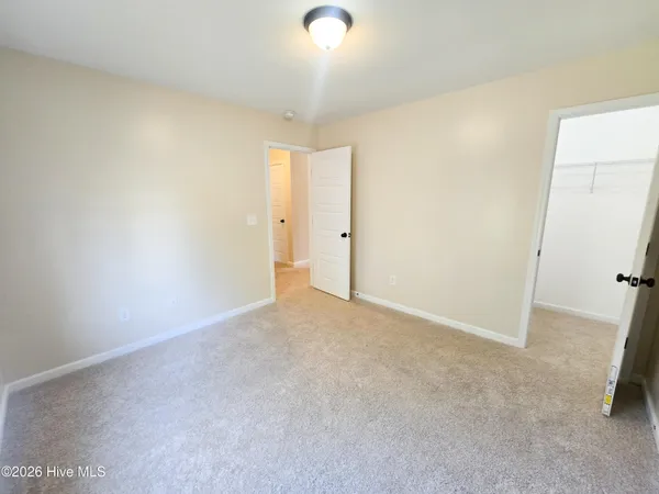 $2,200 | 212 Long Pond Drive, Sneads Ferry, NC 28460