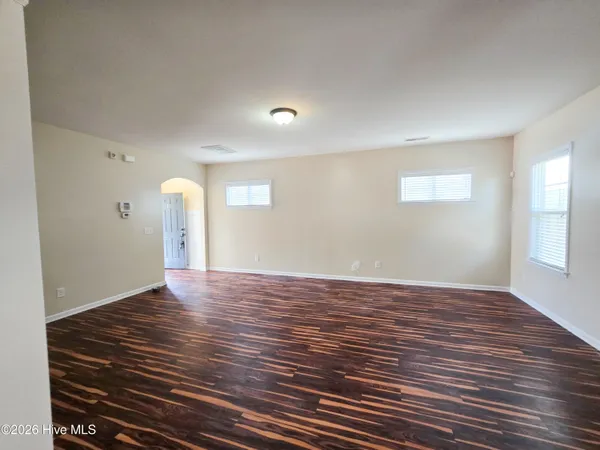 $2,200 | 212 Long Pond Drive, Sneads Ferry, NC 28460