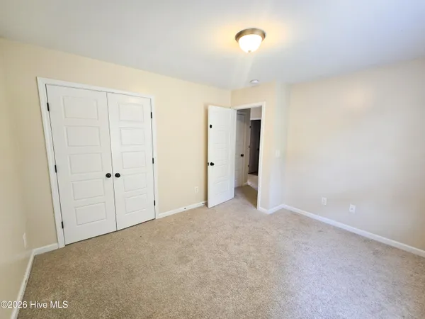 $2,200 | 212 Long Pond Drive, Sneads Ferry, NC 28460