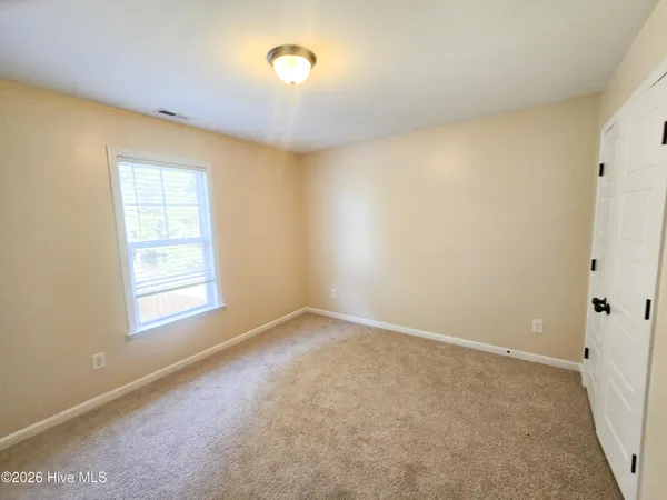 $2,200 | 212 Long Pond Drive, Sneads Ferry, NC 28460