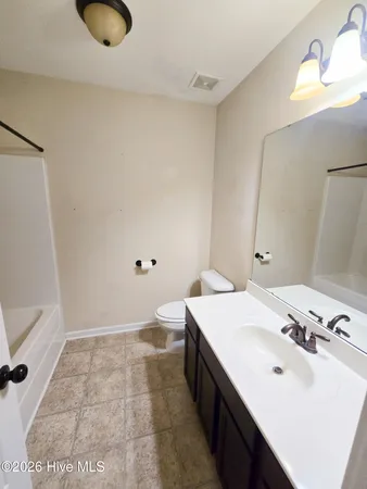 $2,200 | 212 Long Pond Drive, Sneads Ferry, NC 28460