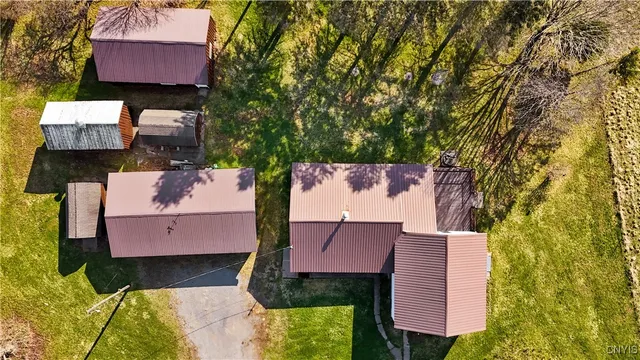 $219,000 | 2483 W Road, Leyden, NY 13309