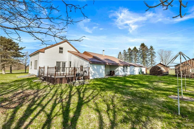 $219,000 | 2483 W Road, Leyden, NY 13309