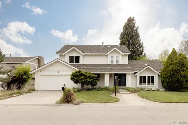 $1,000,000 | 6335 South Geneva Circle, Englewood, CO 80111