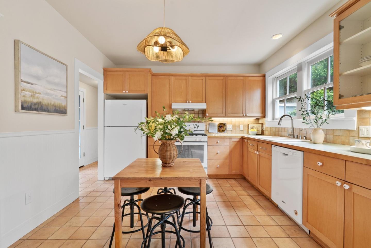 2900 South Main Street Soquel, CA 95073 - Photo 10 of 41 a kitchen with a table and chairs