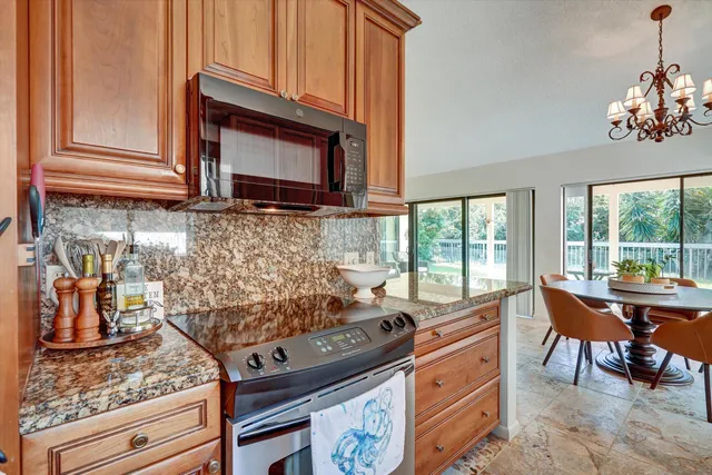 $1,200,000 | 316 River Edge Road, Jupiter, FL 33477