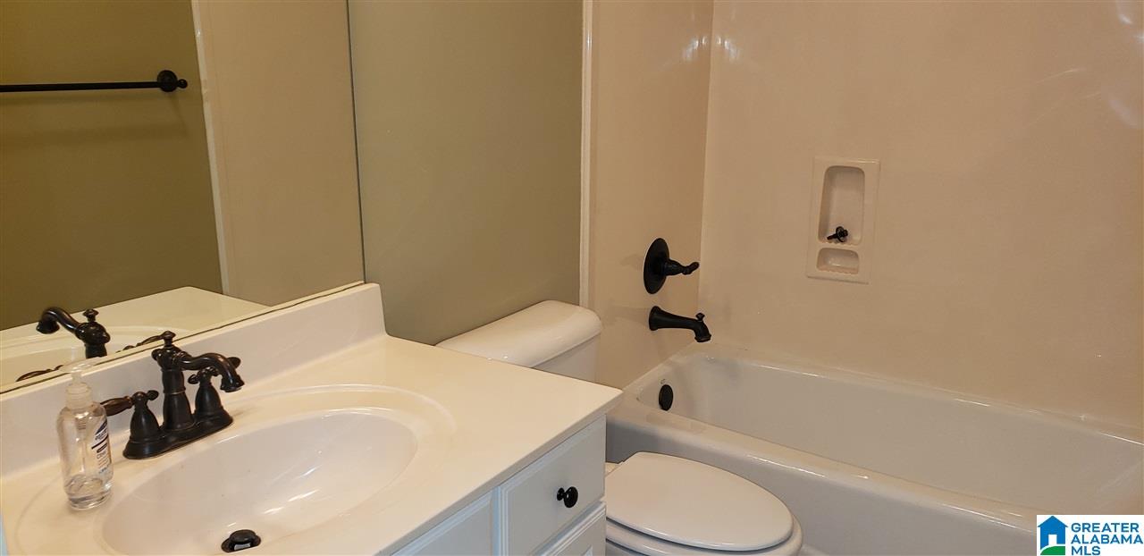 77 Shades Crest Road Hoover, AL 35226 - Photo 20 of 29