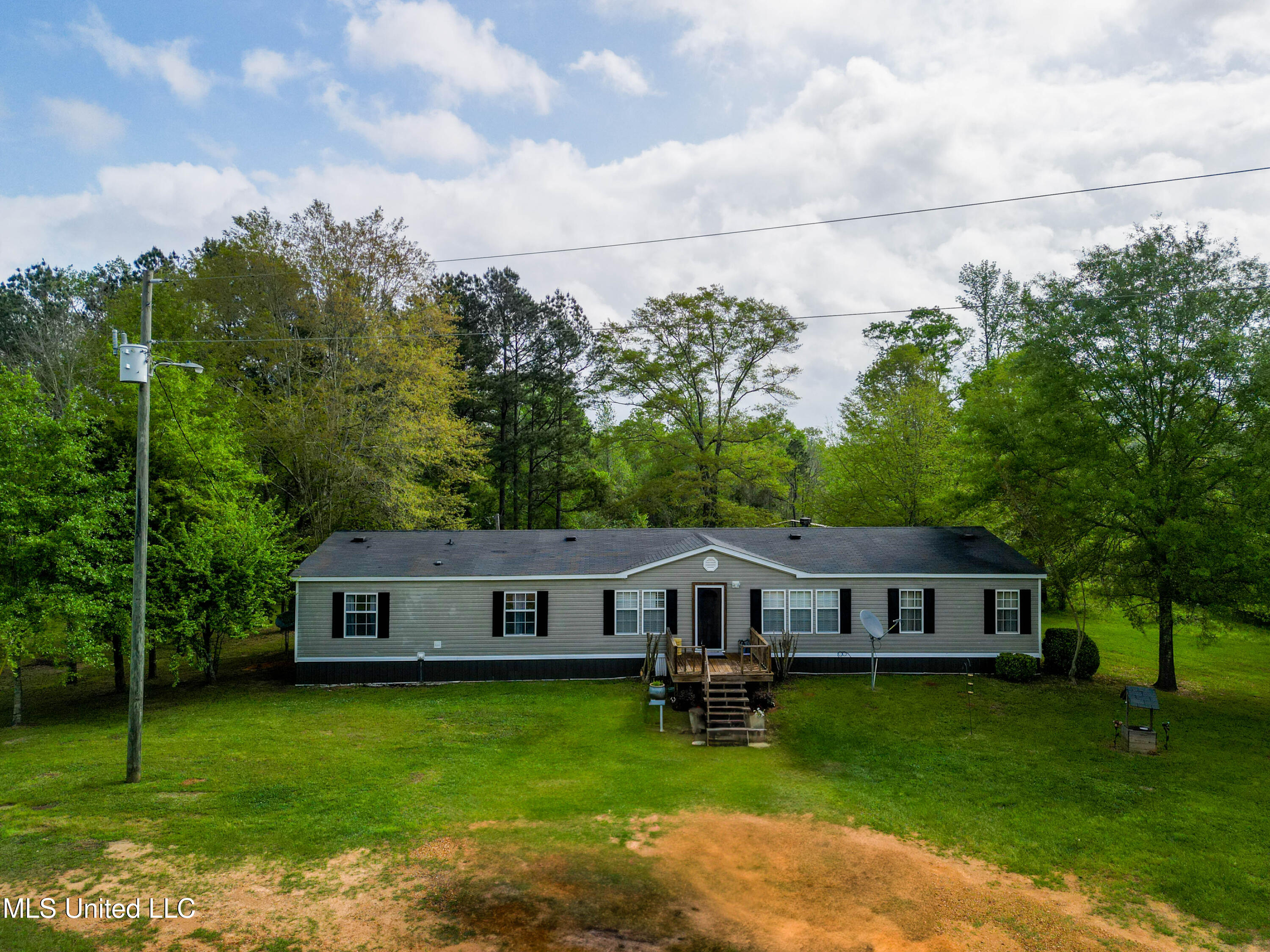 142 Pea Patch Drive Mendenhall, MS 39114 - Photo 1 of 37 142 Pea Patch Dr Mendenhall-2
