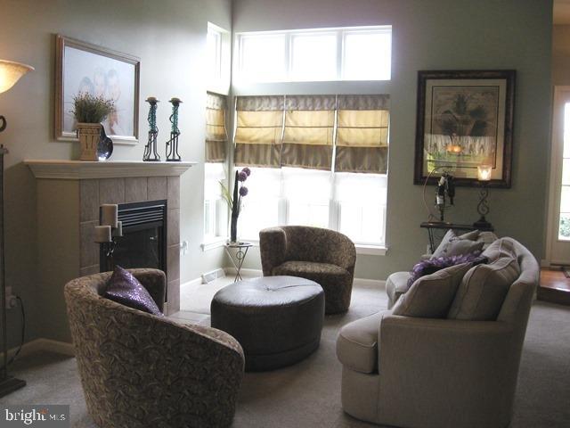 13 Hurst Boulevard Lititz, PA 17543 - Photo 5 of 27
